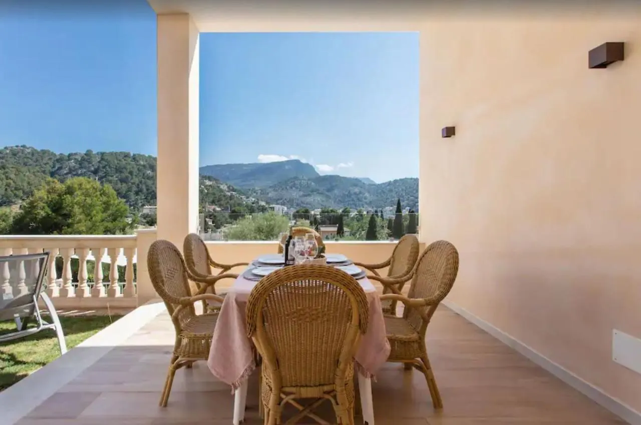 Villa Ona contacts